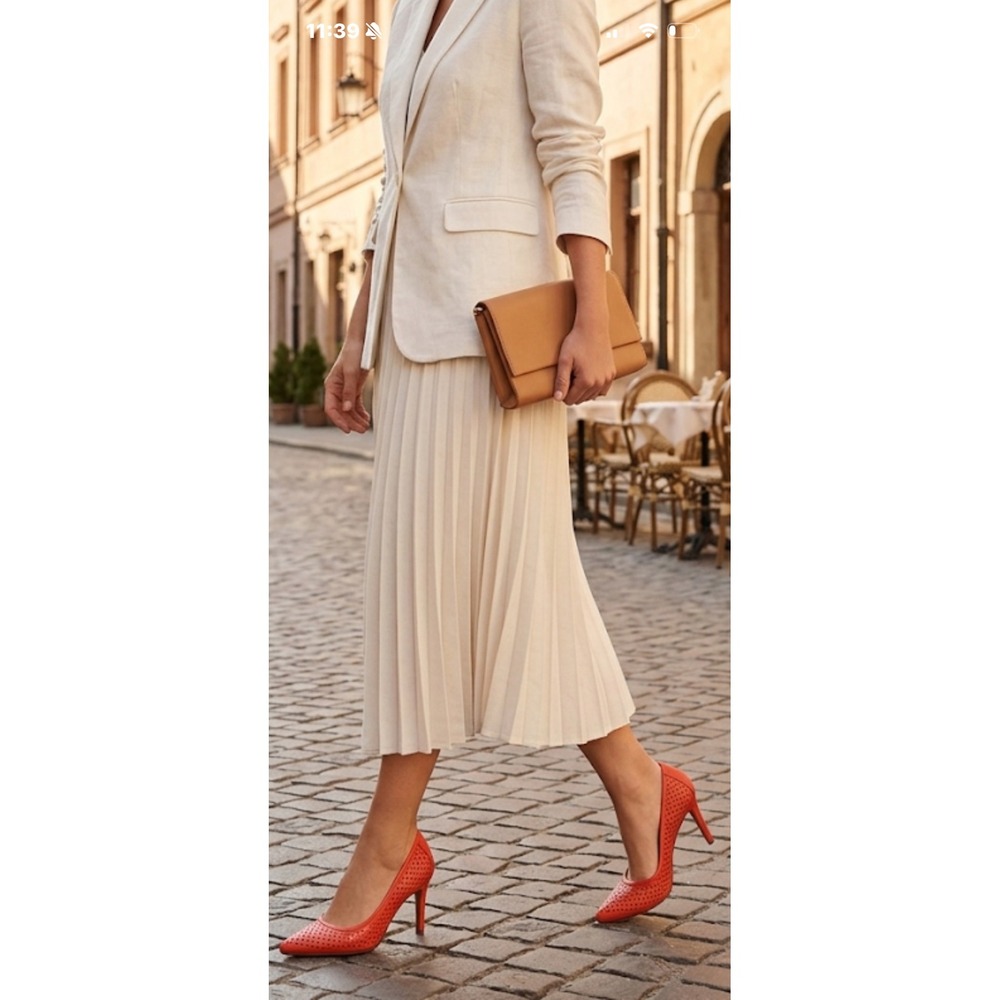 Halogen Hamandie-Lea Rouge Orange Red Perforated Leather Pointed Toe Pumps 6.5M
